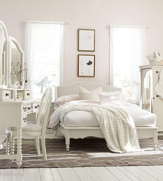 54 amazing all-white bedroom ideas | the sleep judge