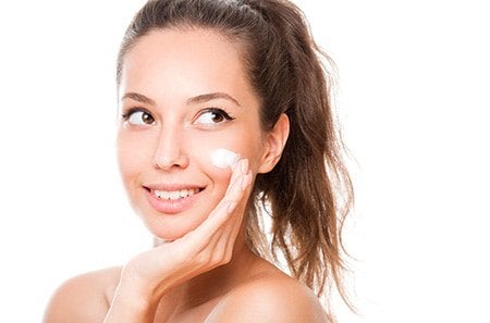 moisturize the face