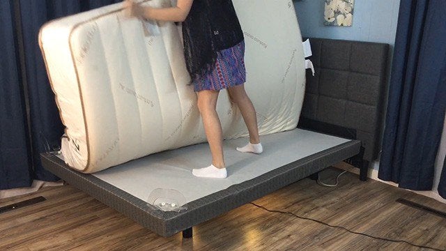 Flip vs Non-Flip vs Layered Mattresses: What They Are And How To Care For  Them - The Sleep Judge