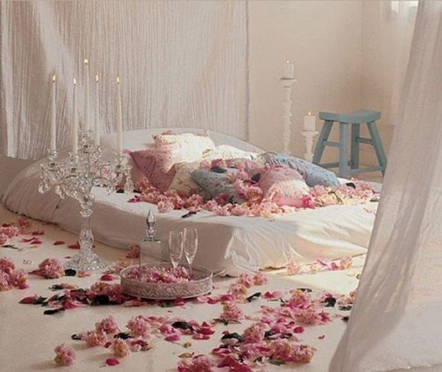 25 Romantic Bedroom Ideas For Valentine S Day The Sleep Judge