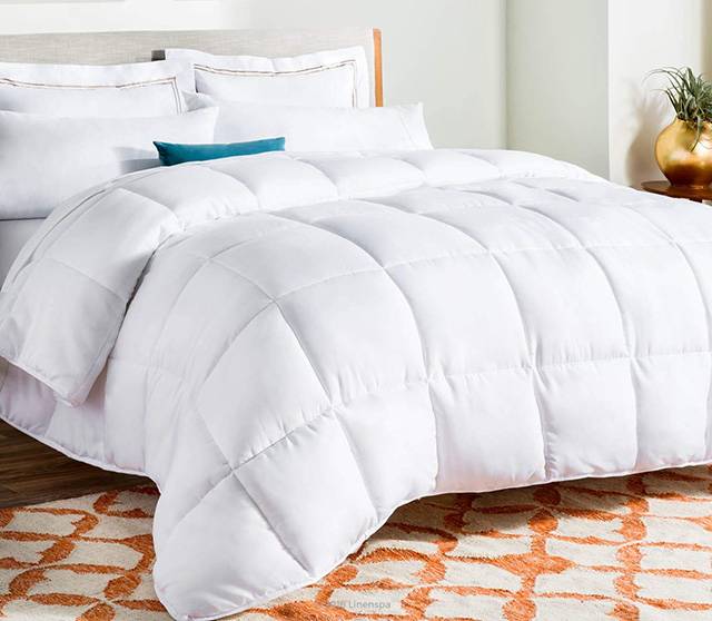 Best Colored Down Alternative Comforter Reviews 2022 - The Sleep Judge