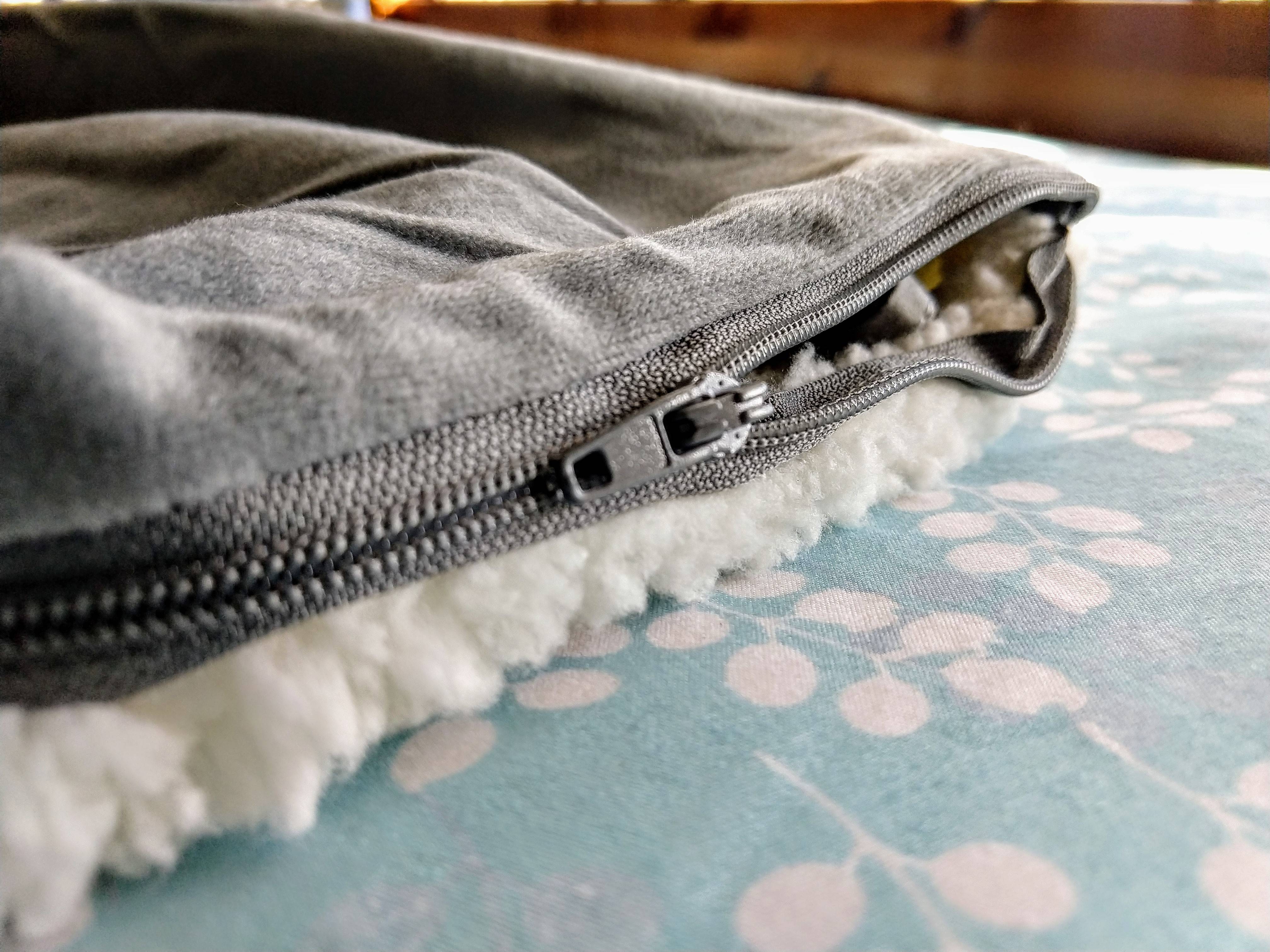 Helix Weighted Blanket Review - The Sleep Judge