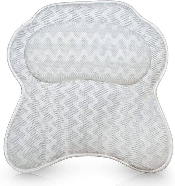 Taylor & Brown Non-Slip White Cushioned Bath Pillow Slip-resistant Suction Cups 