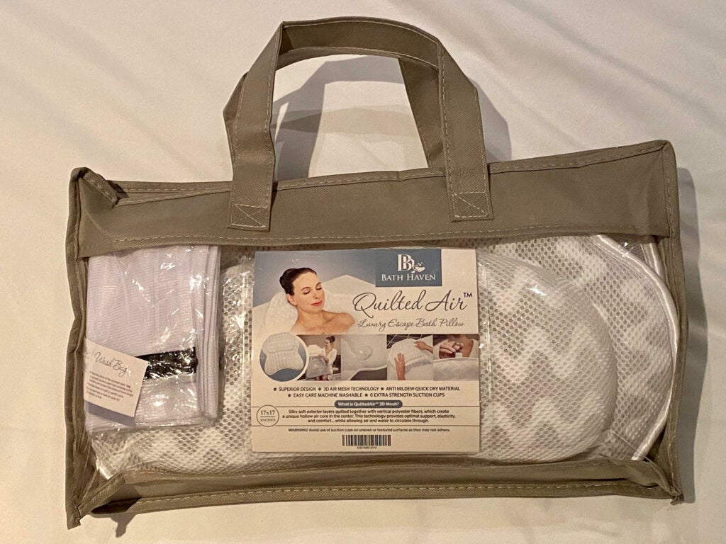 Bath Haven bath pillow in original packaging (carry-bag)
