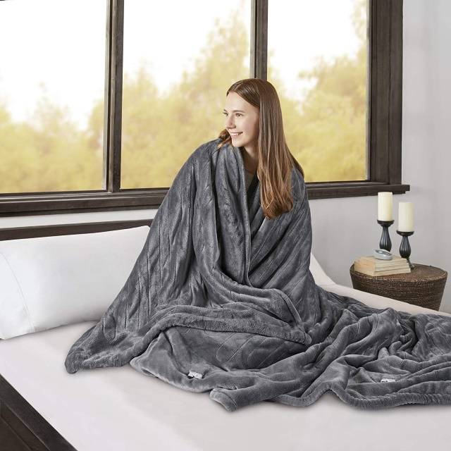 Best Heated Blanket King Size Reviews 2021 - The Sleep Judge