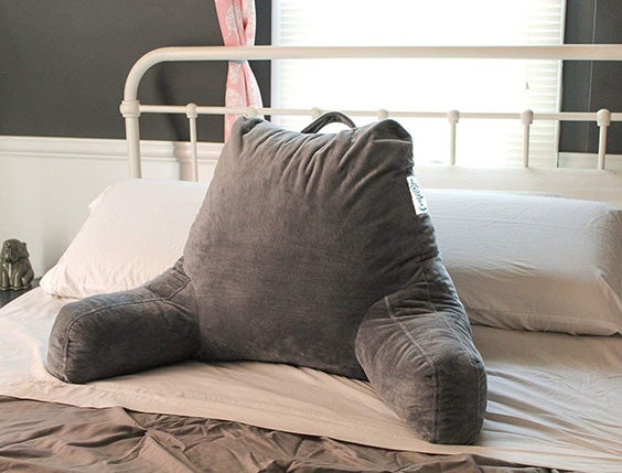 Best Bed Chair Pillows 2022 Reviews - The Sleep Judge